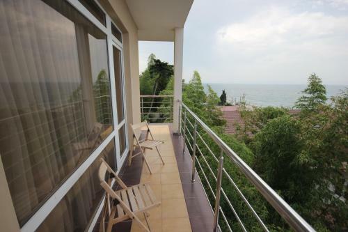 Hostal Anzhelika Albatros Guest House