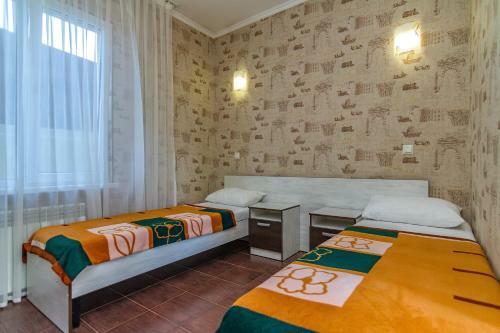 Hostal Anzhelika Albatros Guest House
