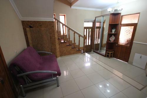Hostal Anzhelika Albatros Guest House
