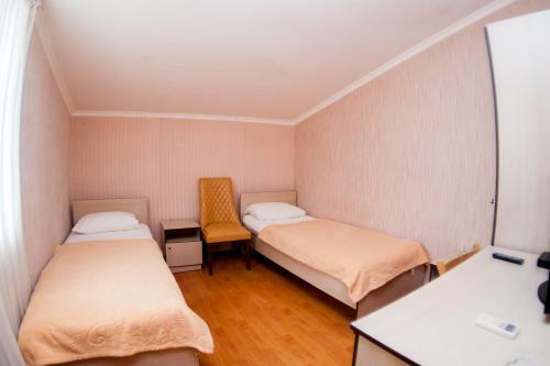 Hostal Anzhelika Albatros Guest House