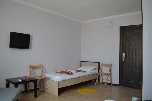 Hostal Anzhelika Albatros Guest House