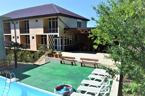 Hostal Aloiza Lux Guest House