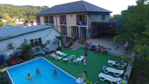 Hostal Aloiza Lux Guest House