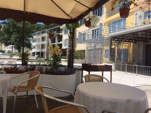 Hostal Guest House Maxim