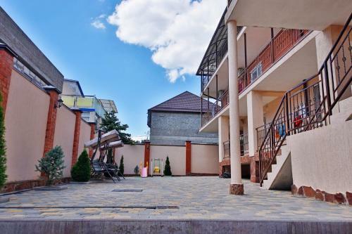 Hostal Zolotaya Loza Guest House
