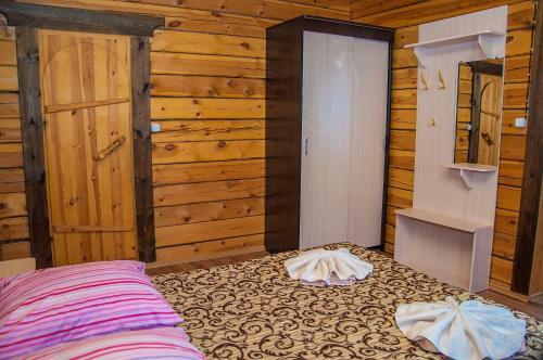 Hostal Holiday Village Bayar