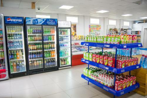 Hostal Holiday Village Bayar