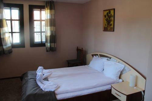 Hotel Holiday Village Kedar