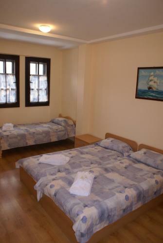Hotel Holiday Village Kedar