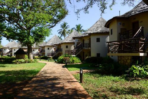 Bed & Breakfast Ledger Plaza Bahari Beach Hotel