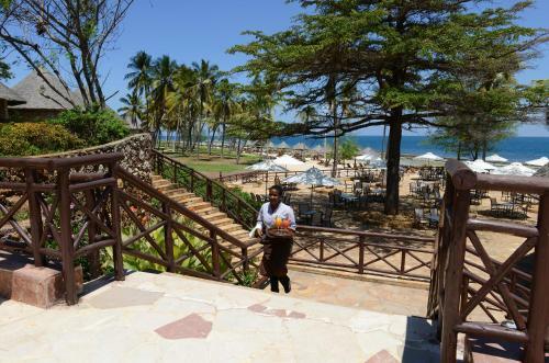 Bed & Breakfast Ledger Plaza Bahari Beach Hotel