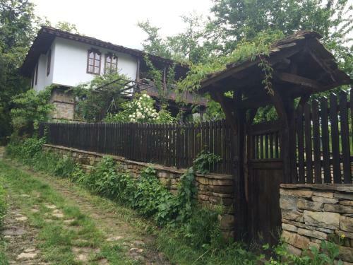 Hostal Stefanina Guesthouse