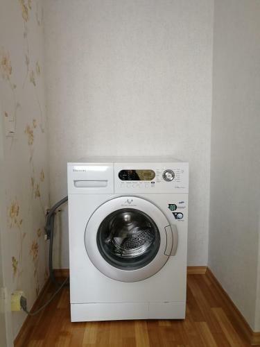 Apartment On Surgutskoe Shosse 9
