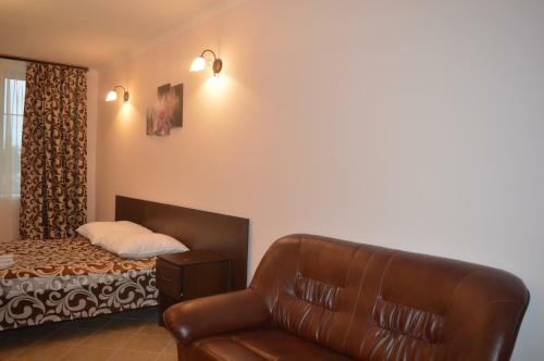Hotel Gostinitsa Mir Na Karbysheva