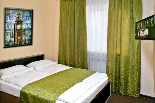 Hostal Sky Village Guest House