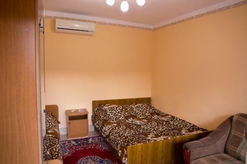 Hostal Rafael Guesthouse