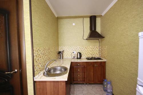Hostal Guest House Karina