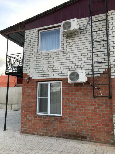 Hostal Kak Doma Guest House