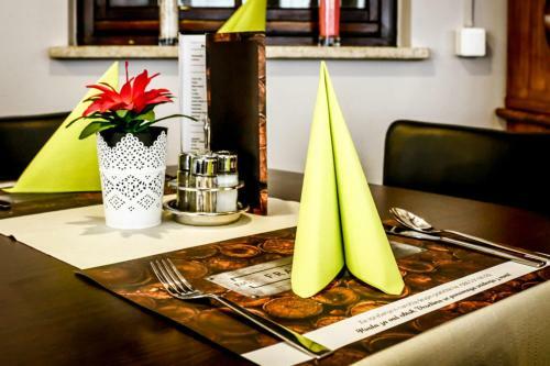 Hostal Framski Hram Guest House