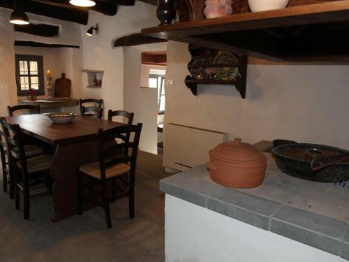 Hostal Garni Hotel Dvor