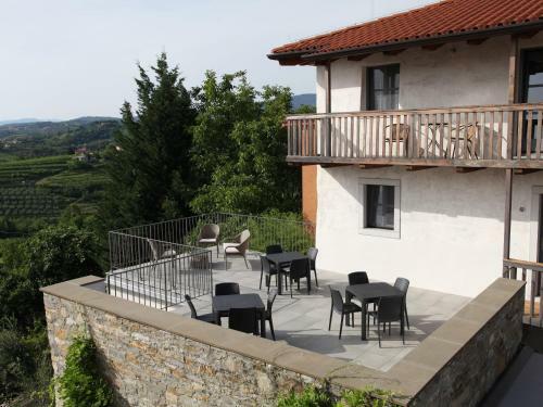 Hostal Garni Hotel Dvor