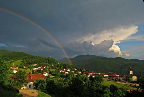 Hostal Gostilna Tratnik