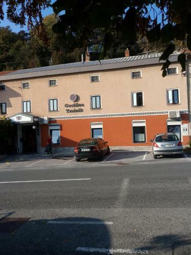 Hostal Gostilna Tratnik