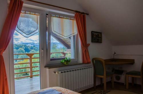 Bed & Breakfast Mi?kar Rooms