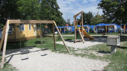 Happy Camp Mobile Homes In Camping Terme ?ate?