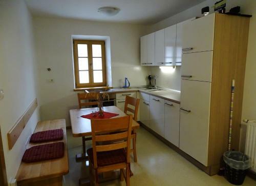 Apartmaji Pri Marodnu