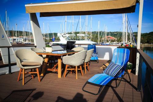 Floating Sea House Kahne Portoro?