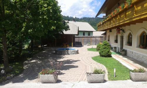 Hostal Guest House Kveder
