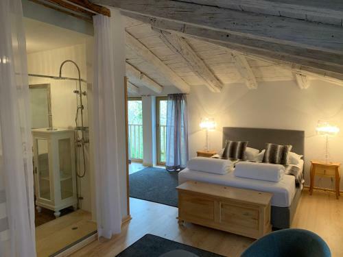 Hostal Residence Apolonija Guest House