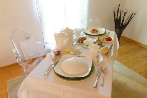 Hostal Residence Apolonija Guest House