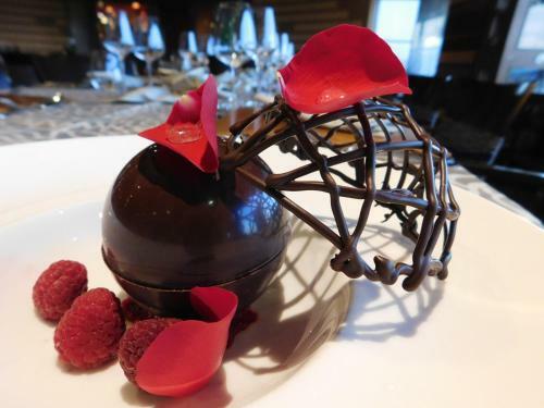 Hotel Mond, Resort & Entertainment