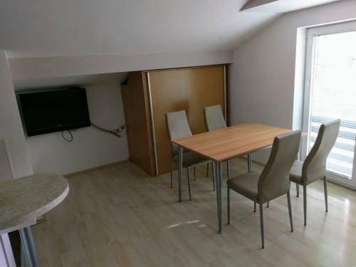 Apartments Doma?ija Mlaker
