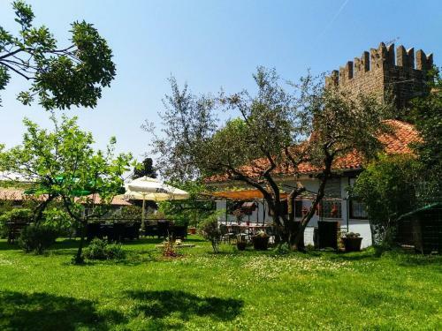 Hostal Apartmaji, Sobe - Obzidje