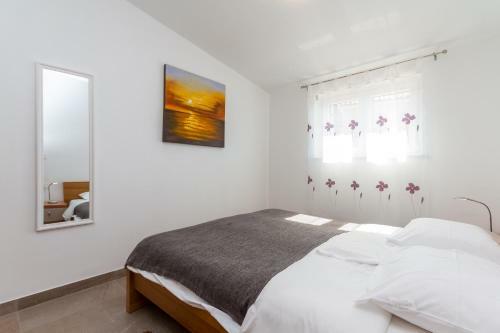 Apartments Antic
