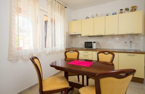Apartments Antic