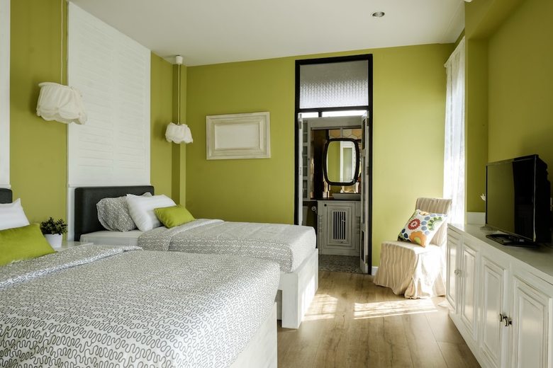 Bed & Breakfast Amphawa Caza Platuu