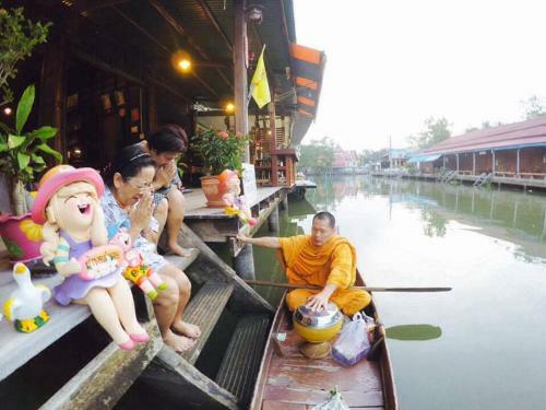 Baanklong Amphawa Homestay