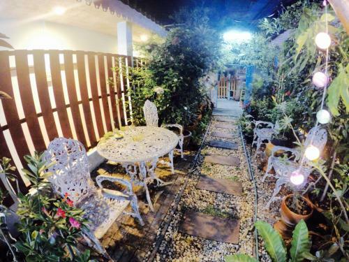 Baanklong Amphawa Homestay