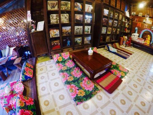 Baanklong Amphawa Homestay