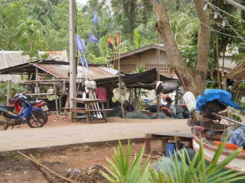 Hotel Bang Boet Bay Beach Resort