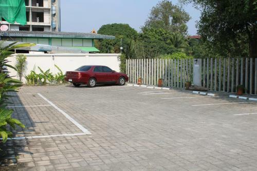 Hotel Baan Pimpisa Bangsaray Boutique Residence
