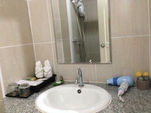 Apartamento Ratchy Condo
