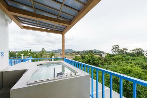 Hotel Costa Village Bangsaray
