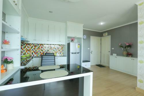 Apartamento Baan Bang Saray Boutique 1