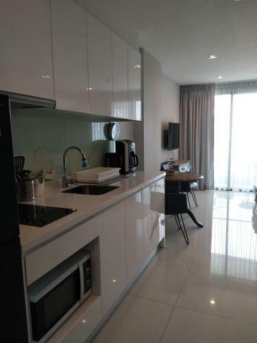 Apartamento de Amber Bang Saray