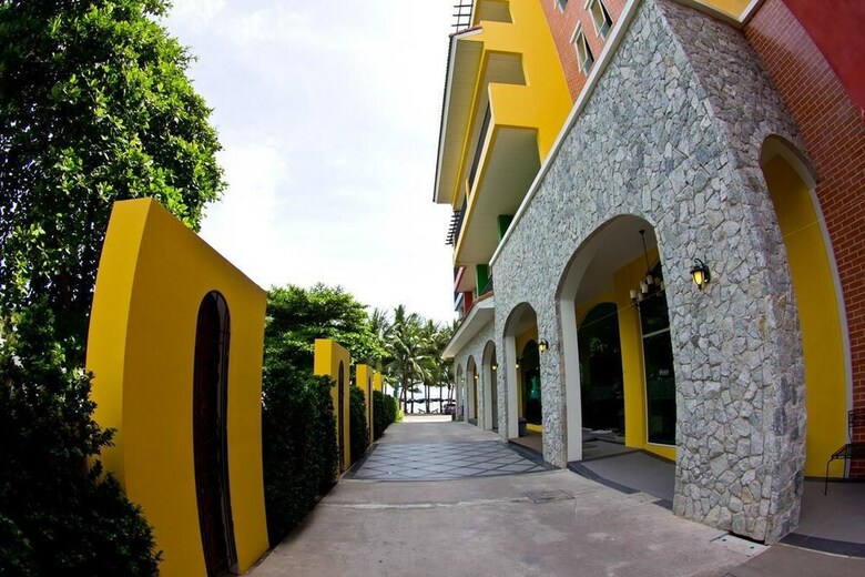 Hotel Coasta Bangsaen